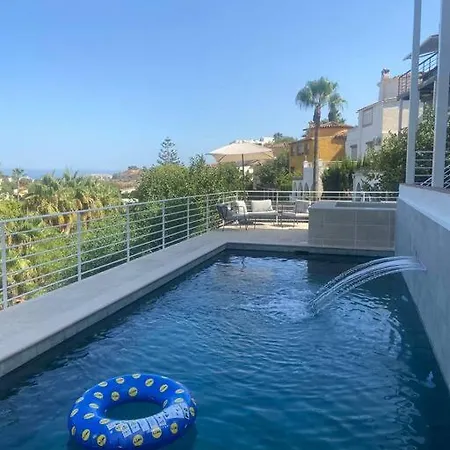 Magnifique A Avec Vue Sur Et Piscine, Jacuzzi, Chauffes, Chauffe Payant Appartement Benalmádena