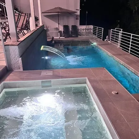 Magnifique A Avec Vue Sur Et Piscine, Jacuzzi, Chauffes, Chauffe Payant Benalmádena